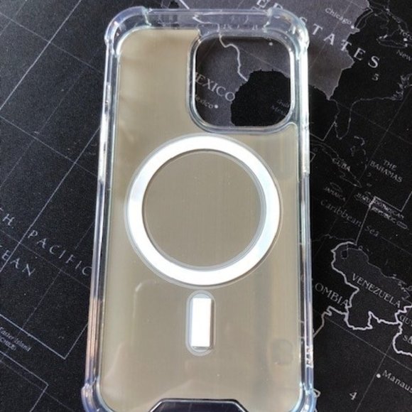 Skinit Case iPhone 13 Pro - Officially Licensed NFL Phil - Picture 2 of 2